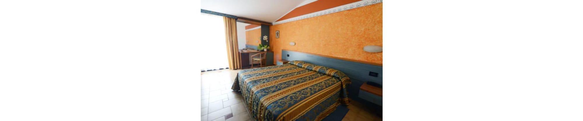 Hotel Dolci Colli بسكييرا ديل غاردا المظهر الخارجي الصورة