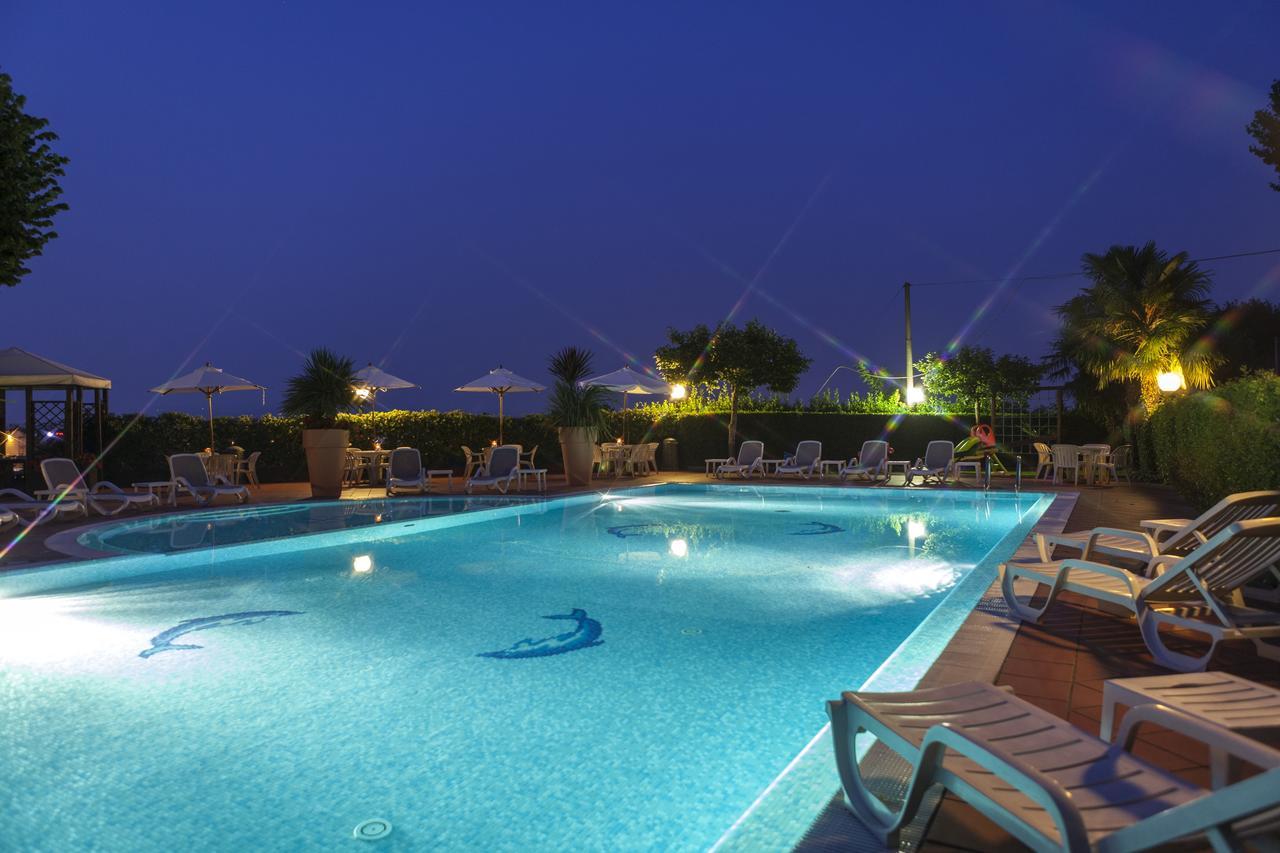 Hotel Dolci Colli بسكييرا ديل غاردا المظهر الخارجي الصورة